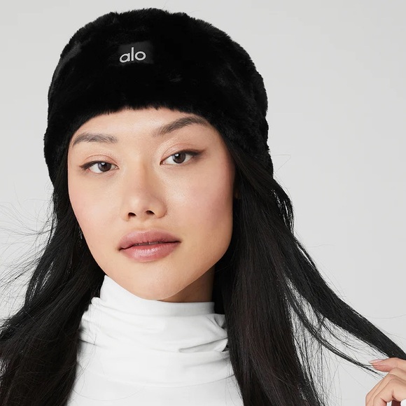 ALO YOGA Faux Fur Ear Warmers Black Fuzzy Headband - Picture 3 of 7